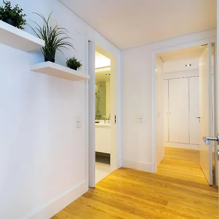 Stunning 2bdr In Chiado By Lovelystay *